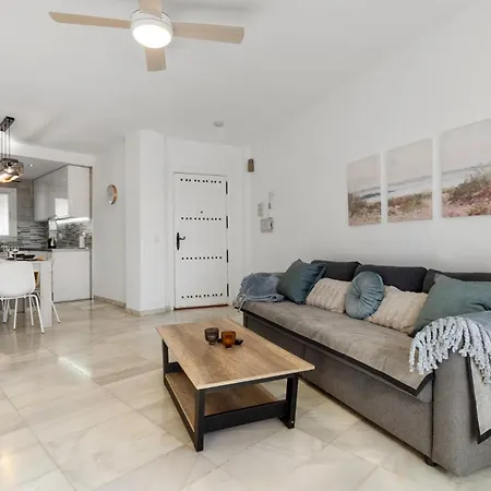 Apartment Family In Riviera Del Sol By Costarentals - Ref 27 *